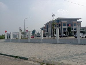 chính chủ cần tiền bán gấp trục chính kinh doanh du nội,mai lâm, đông anh, hà nội giá 80 triệu/m