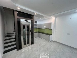 bán nhà đu đỉnh vàng lên nhà nguyễn lương bằng, dt 35,5m2 x 5 tầng thang máy nhập khẩu