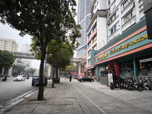 bán gấp lô đất mp kim ngưu 228m2 - mt 13m chào 121 tỷ vỉa hè rộng hai bà trưng xd vp ksạn apartment