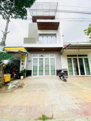 Cho thuê nhà mặt tiền đường bùi quang trinh phú an cần thơ giá 10 triệu