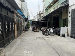 giá : 9 tỷ 100 ( tl ) nhà 6 tầng ( 56m2 ) có thang máy 450kg, đường tân hoà đông, q.bình tân