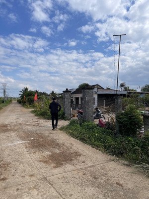 bán đất ngay ba cảng, tân hội, 5,6 x44m, 72m2 tc, đường betong 5m, giá 640tr