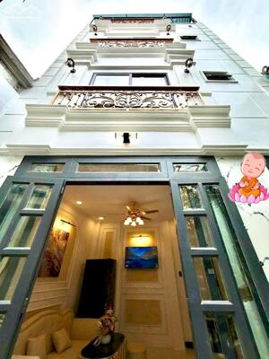 4 Tầng BTCT Tân Cổ Điển - Hoàng Hoa Thám ,Nguyễn Thượng Hiền -P5 - Quận Phú Nhuận