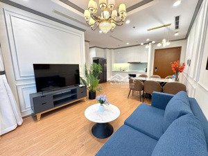 bán căn hộ 2pn 82m2 tòa landmark, nhà mới đẹp, sẵn sổ hồng, có thương lượng