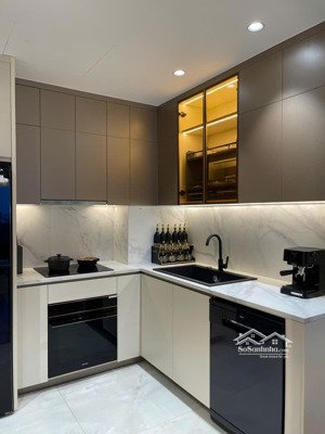 căn 1pn tầng 1x the legend đà nẵng tiêu chuẩn 5 sao, dòng tiền dài hạn 20-25tr, ngắn hạn 2-3tr/đêm