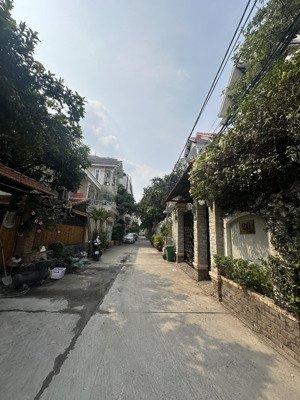 bán khuôn đất biệt thự 477m² compound trần não an ninh 24/7 giá chỉ 140tr/m2.