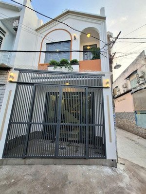 bán nr đẹp tại hà huy giáp, 4,25 tỷ, 60m2, tiện ích đầy đủ, q12, hcm hot!