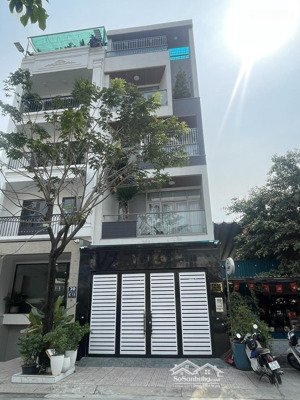 nhà nguyên căn sau song hành hơn 400m2 sử dụng 1 trệt 4 lầu- giá 38tr/tháng