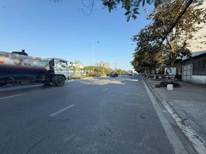 siêu phẩm 7 lô f0 tuyến 2 nguyễn hữu cầu - đồ sơn, hải phòng. giá 1 tỷ 2xx vị trí đẹp, thế đất sáng