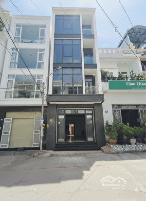 nhà hẻm xe tải 10m - cầu chà và quận 8 - 4 tầng, ngang 4m5 - chợ nhị thiên đường - ko lộ giới, qh