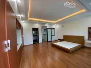 cho thuê nhà lê văn thiêm thanh xuân diện tích: 70m2 x 4 tầng nhà vuông vắn, mới toanh, 20tr/th