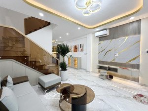 bán nhà đẹp full nội thất trên đường phan văn trị, phường 11, bình thạnh.