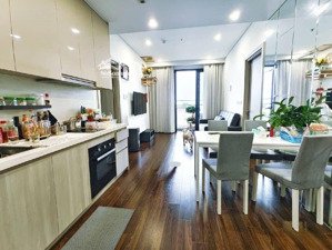 bán căn hộ flc complex, 36 phạm hùng, mỹ đình, 70m2, 7 tỷ, 2 ngủ, 2vs, sổ đỏ, full nt đẹp hiện đại.