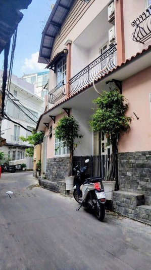 ngộp cần bán nhà đường phan tây hồ 2 tầng 12x7 giá 7 tỷ 550 thương lượng