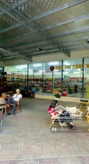 cho thuê nhà đường tô hiến thành, diện tích 320m2 ngang 10m, vị trí đắc địa đông khách du lịch