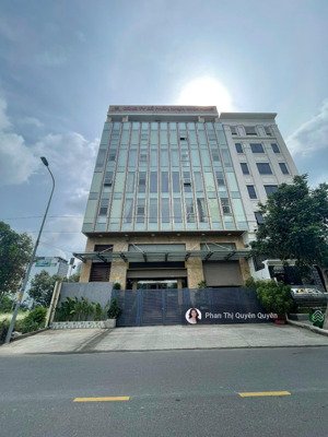 ngộp, bán gấp - tòa nhà sư vạn hạnh, quận 10 - hầm 7 tầng - 11 x 20m - hđt: 300 triệu - 60 tỷ