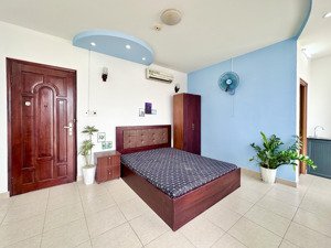 studio full nội thất giá - ngay ngã tư thủ đức, chợ linh trung, làng đại học