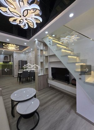 siêu phẩm hải châu - chỉ 10 bước ra mặt phố hoàng diệu - sổ nở hậu đẹp
gần 40m2 nhỉnh 3 tỷ