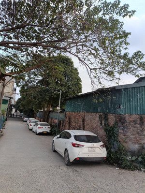 bán đất thúy lĩnh; hoàng mai; ô tô vào đất; 43m2; mt 3.4m; 5.5 tỷ.