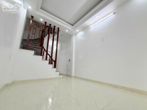 BÁN NHÀ 1.65 TỶ 2.5 TẦNG 32M2 SẠCH ĐẸP NGÕ RỘNG ĐƯỜNG 19/5