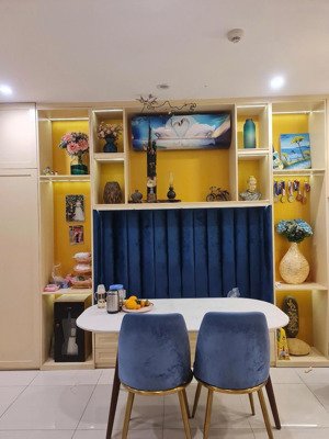 bán căn hộ chung cư tại the sapphire s105 ,giá 4,72 tỷ, 54,3m2 , 2pn, 1wc full đồ.tuấn 