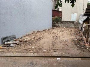 mảnh đất phố lý sơn quận long biên - đường ôtô 7chỗ - 60m mt 5m vuông vắn giá đầu tư.