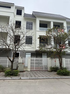 bán biệt thự liền kề khu b geleximco lê trọng tấn_dương nội hà đông dt 90m_4 tầng xây thô giá 21 ty