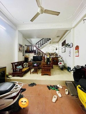 hiếm bán nhà đại từ hoàng mai 41m2 - 5 tầng - vài bước ra ô tô pháp lý chuẩn giá 10.8 tỷ