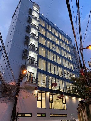 tòa nhà 9 tầng, lô góc tuyệt đẹp, mặt phố khuất duy tiến, 120m, hầm xe, vỉa hè kd, 88 tỷ 