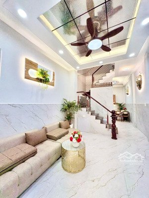 bán nhà 4 tầng nguyễn thị tú, 8x17m, hẻm 6m, chia 2 căn, nhỉnh 9tỷ.