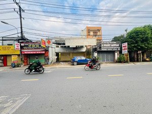 góc 2mt ngang 15m trường sa. cn 92m2. hđt: 75tr. siêu mtkd khu sầm uất. mua là lời. chỉ 24.72 tỷ