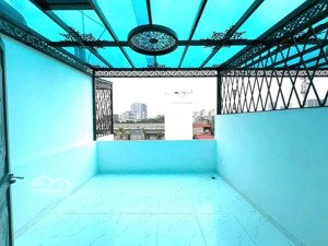 chính chủ cần bán gấp - nhà mới tinh 6 tầng thang máy - hiếm khu hoàng quốc việt