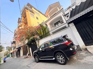 bán siêu phẩm 4mặt tiền hxh đậu ngày đêm đường 2chiều trường sa, q3-7m*11.15m vuông đẹp-hdt 60tr/th