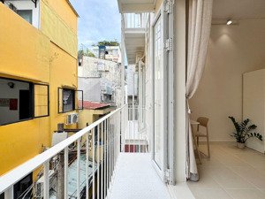 sẵn duplex ban công cho khách ngay cư xá bắc hải q.10