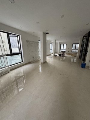 cho thuê nhà mặt phố trần thủ độ mặt tiền rộng, vị trí đẹp vị trí: mặt phố trần thủ độ