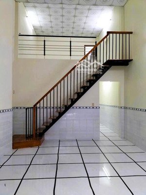 bán nhà gần chợ tam hà, linh đông, ngang 5m, nở hậu, giá tốt