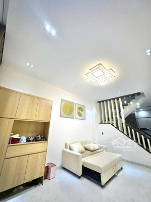 nhà full nội thất-tk hiện đại-3 lầu-5pn-hxh-đường lê văn quới,btđ a, bình tân-giá 17tr