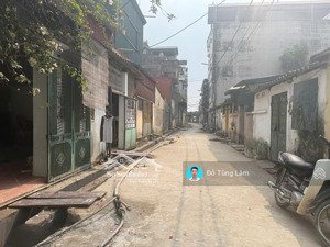 cần bán lô góc 79,2m2 đất viện rau a, gia lâm. đường rộng 5m ô tô vào đất.