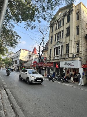 nhà vị trí tuyệt đẹp - gần hồ tây - trung tâm tp. s: 51m2- 7 tầng- chỉ cần 27.5 tỷ là xách vali vô