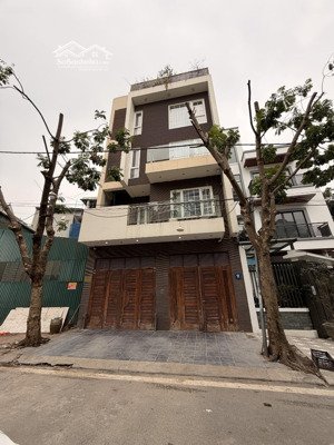 bán nhà ở riêng 105m2 chính chủ tại khu đấu giá xuân đỉnh