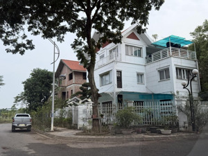 7xtr/m2 biệt thự lô góc song lập long việt gần vườn hoa đẹp tại quang minh - mê linh hn. 