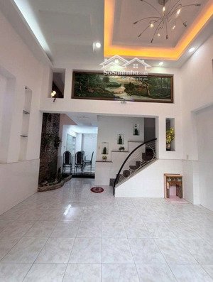 bán nhà 50m2, ngang 5m, 30m ra mặt tiền, 3 tầng btct,nhỉnh 6 tỷ sát cống lở, phan huy ích, tân bình