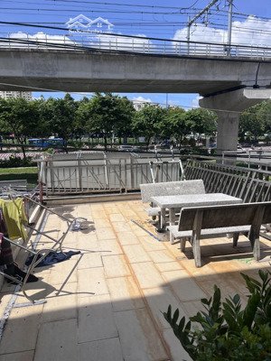 duy nhất 1 căn mặt tiền showroom song hành xa lộ hà nội phường thảo điền 4 tầng 113m2 ( 4 x 28 )