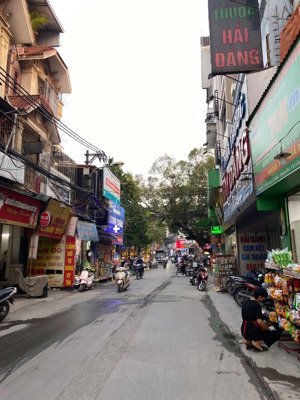 nhà cách đường cổ nhuế 30m giá 6,550 tỷ