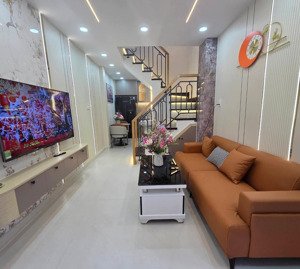 trời ơi quá rẻ !
hơn 3 tỷ có có 3 pn và sân thượng - ngay đường quang trung kế công viên làng hoa