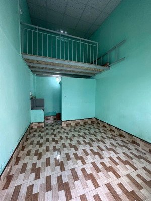 đầu tư tốt bán đất tặng dãy trọ liên khu 5-6 2 mặt hẻm 8m thông không lộ giới. dt: 95m2