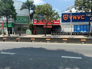 cho thuê nhà mặt tiền lê thị riêng quận 12 gần nhà máy bia tiger dt 264m²