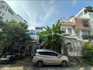 đất đẹp 5x16m hoàng quốc việt quận 7 chỉ 9,99 tỷ. đường nhựa 10m. sổ riêng full thổ. hỗ ngân hàng