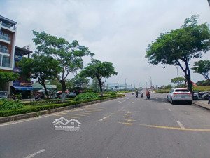 bán cặp đất 200m2 đường nguyễn phước lan, vị trí gần ngay cầu hoà xuân.