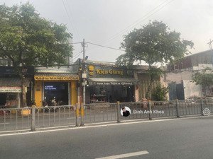 [sản phẩm đầu tư] mặt tiền kênh tân hóa 181m2 - ngang 6.6m nở hậu - giá 20.5 tỷ